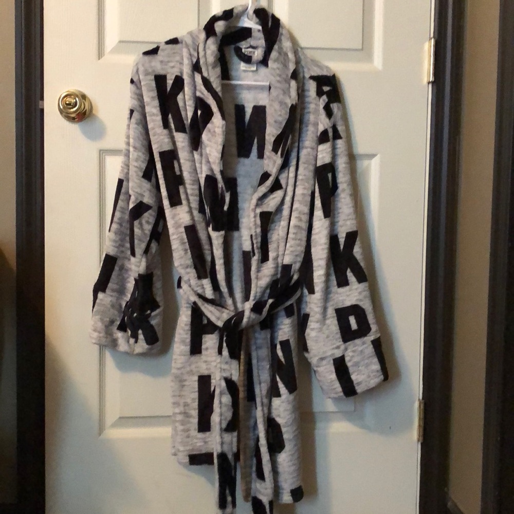 VS PINK robe